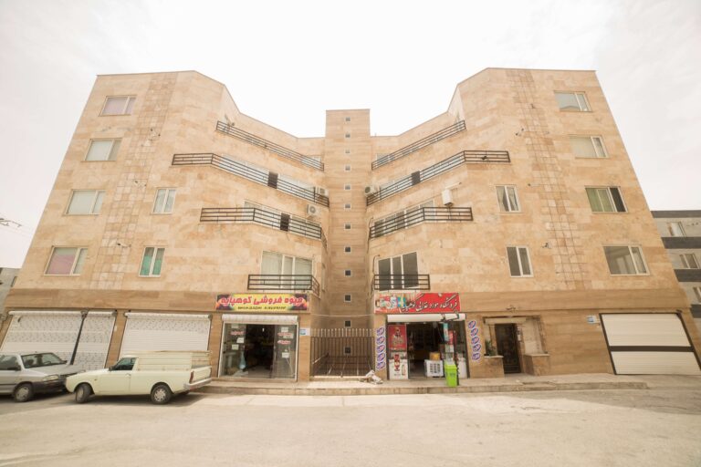 پروژه 32 واحدی تجاری مسکونی آرمان 1