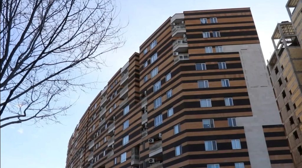 Screenshot_2025-11-26-15-32-36-916_com.miui.gallery